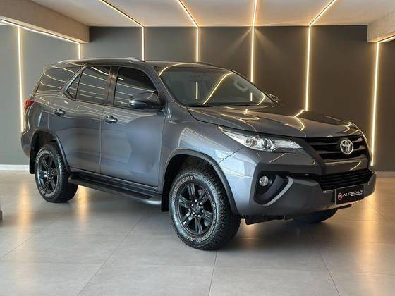 TOYOTA HILUX SW4 2.7 SRV 7 LUGARES 4X2 16V FLEX 4P AUTOMÁTICO